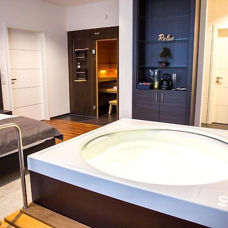 Plus Punkt Private Spa Weingarten  Εξωτερικό φωτογραφία