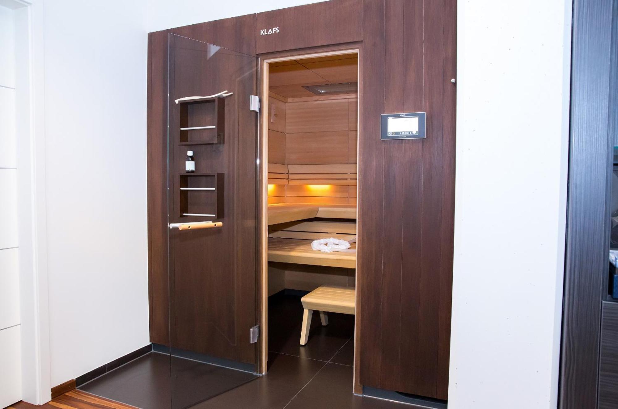 Plus Punkt Private Spa Weingarten  Εξωτερικό φωτογραφία