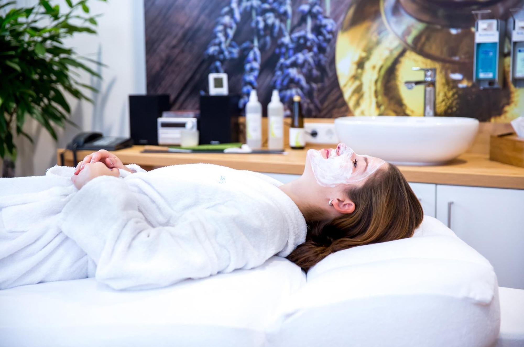 Plus Punkt Private Spa Weingarten  Εξωτερικό φωτογραφία