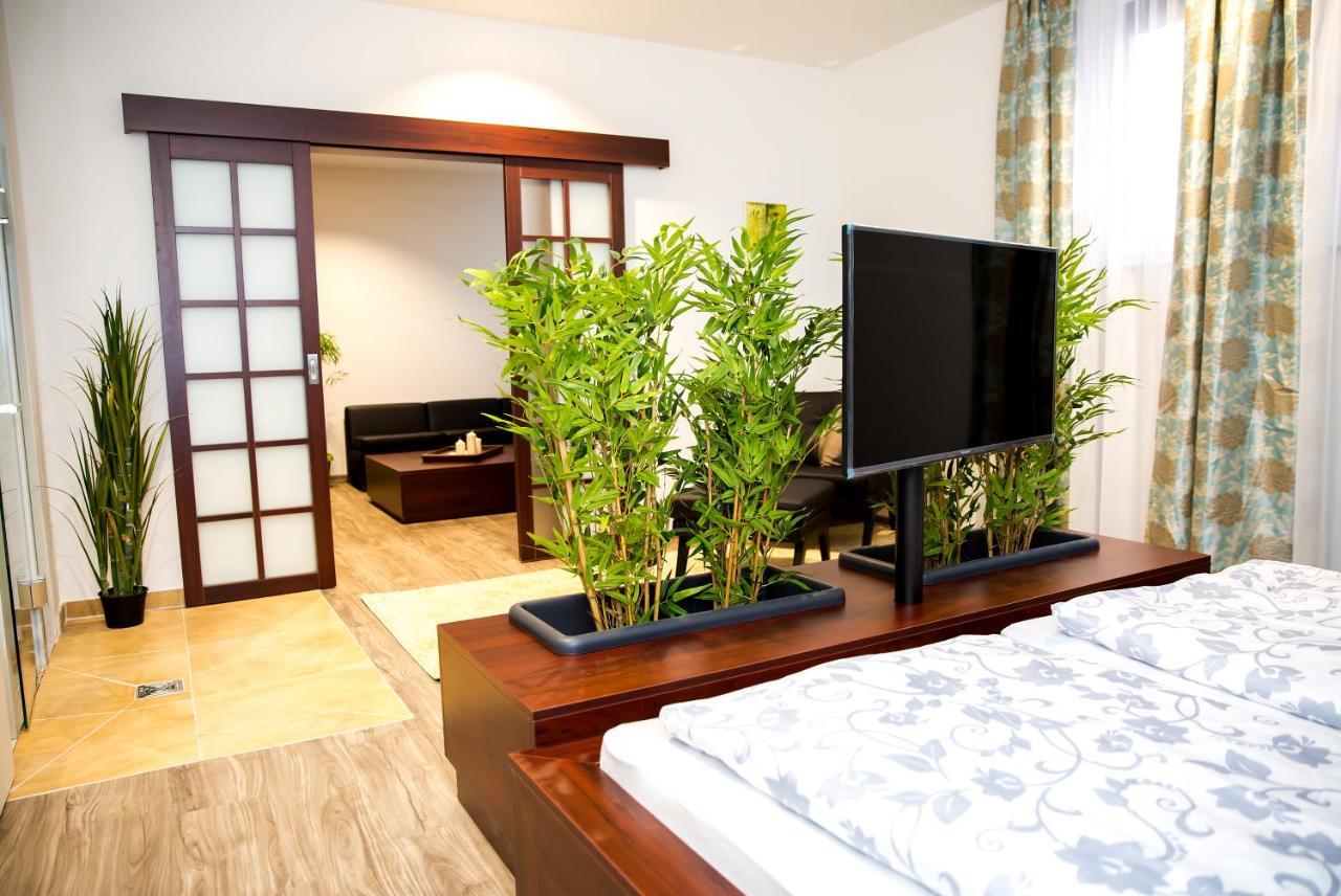 Plus Punkt Private Spa Weingarten  Εξωτερικό φωτογραφία